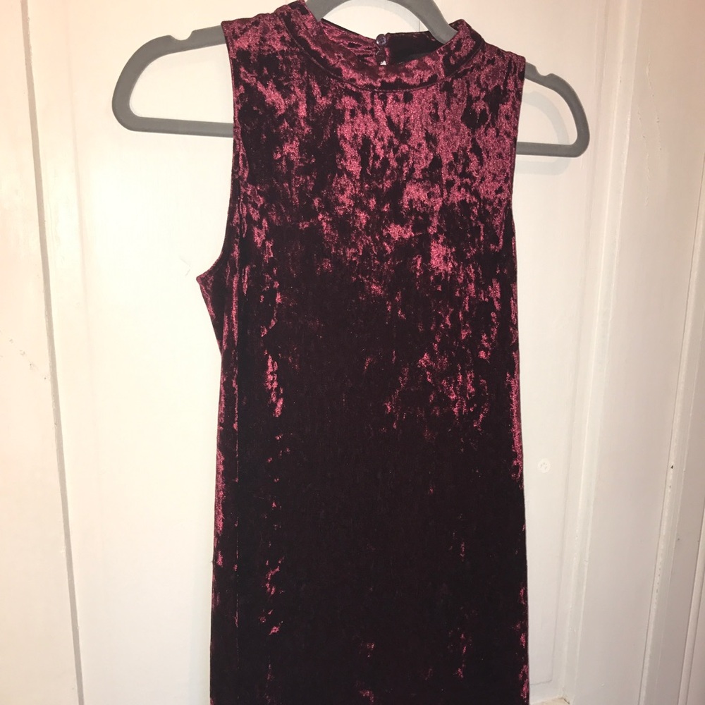 VELVET MINI DRESS